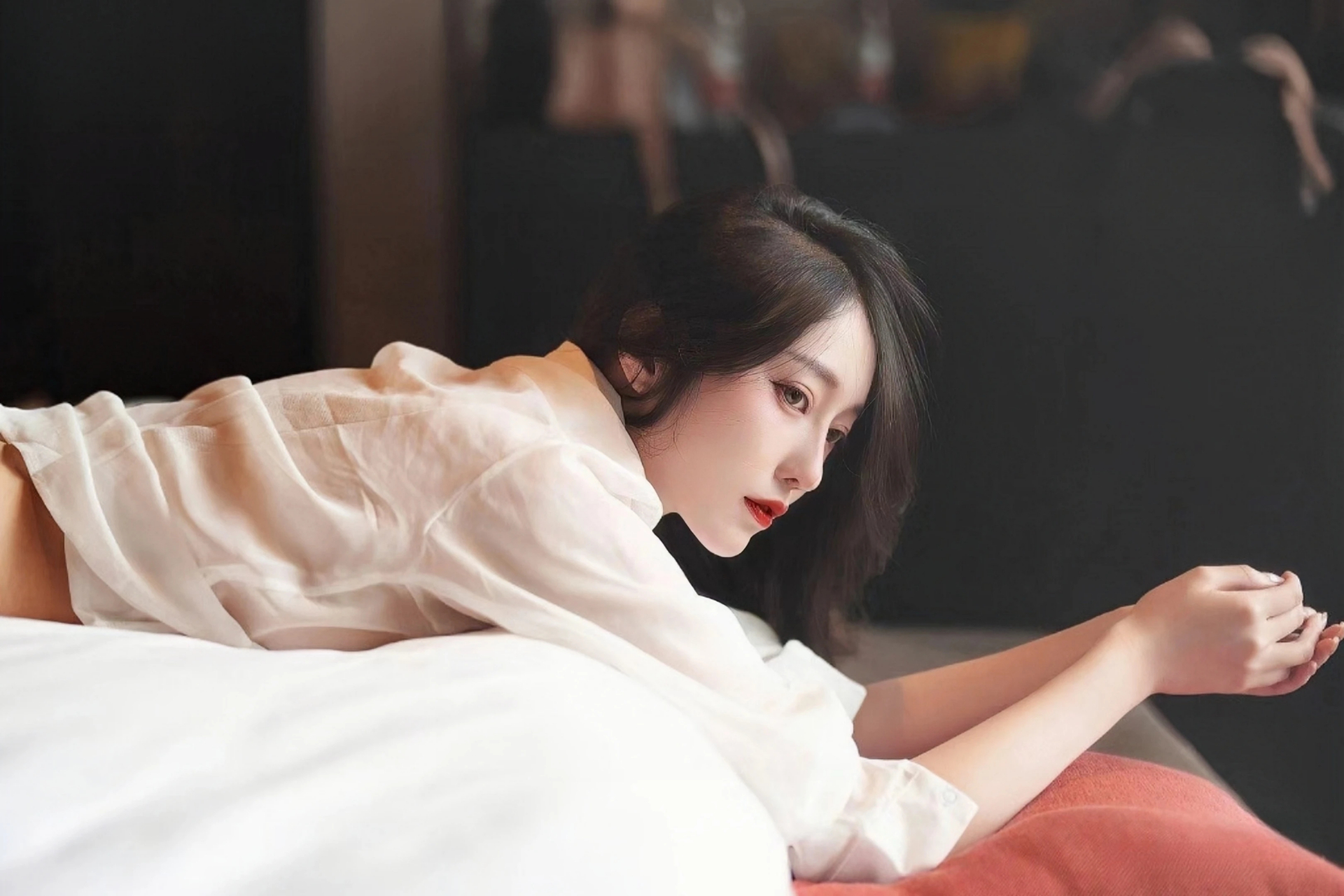 浙江杭州：一幅农民画引希腊青年走进跨湖桥遗址